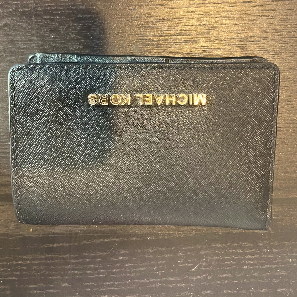 Michael Kors Plain Black Wallet Gold Writing